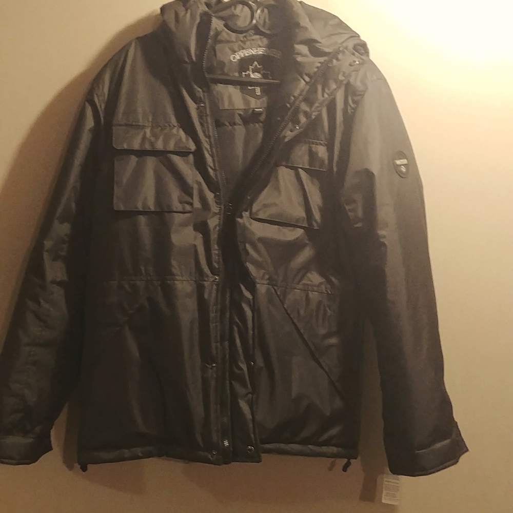 NWT MENS Medium sized  Dark Green Oppenheimer winter parka.